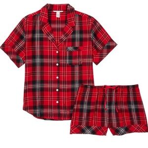 NWT Victoria’s Secret Pajama Red Plaid Flannel Short 2 Piece Set Women’s Medium